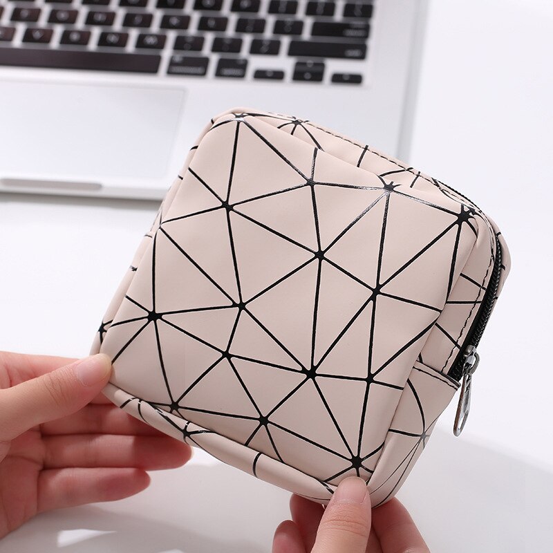 Saszetka na podpaski i tampony Agata-okresowelove.pl